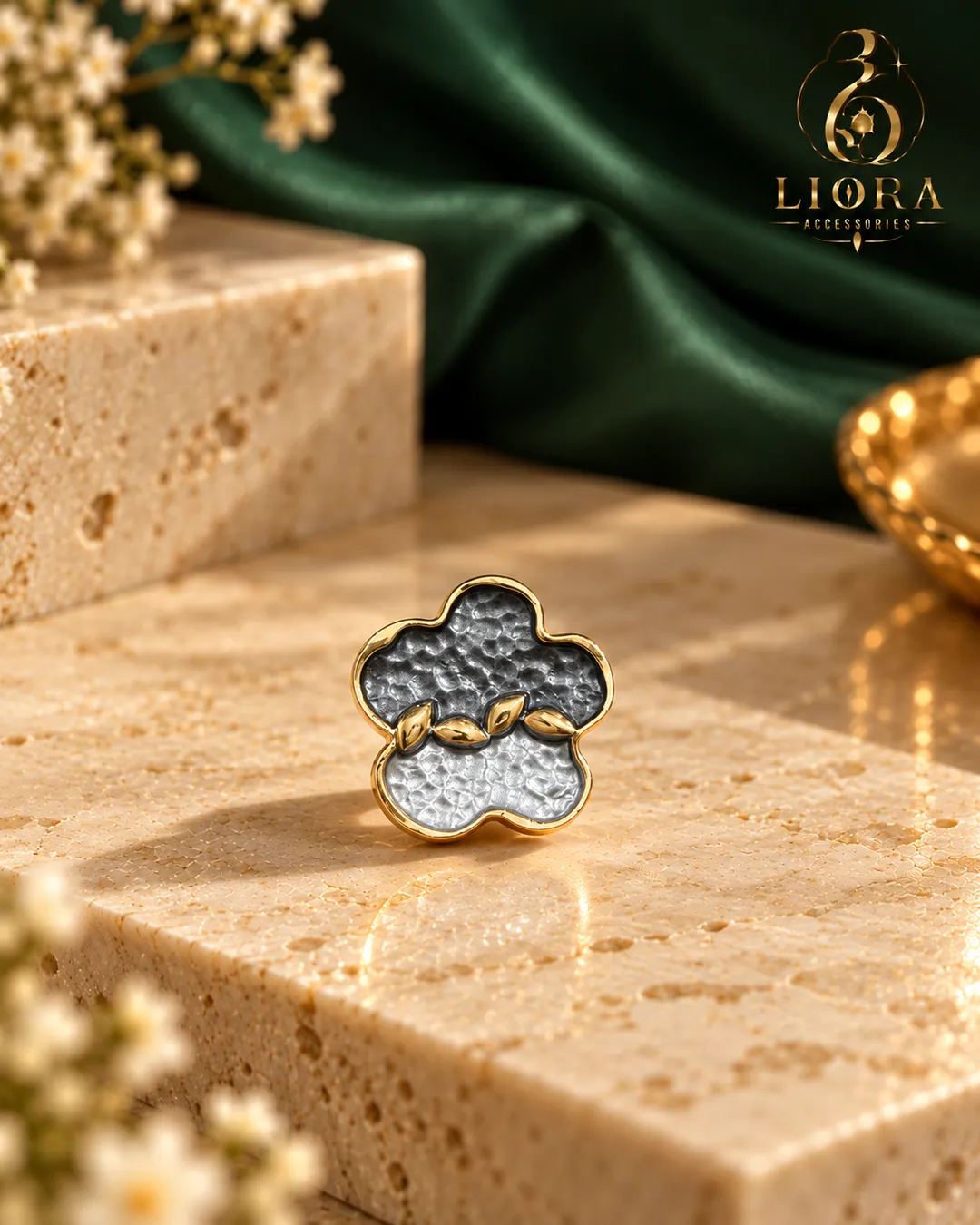 Black Clover Enamel Ring