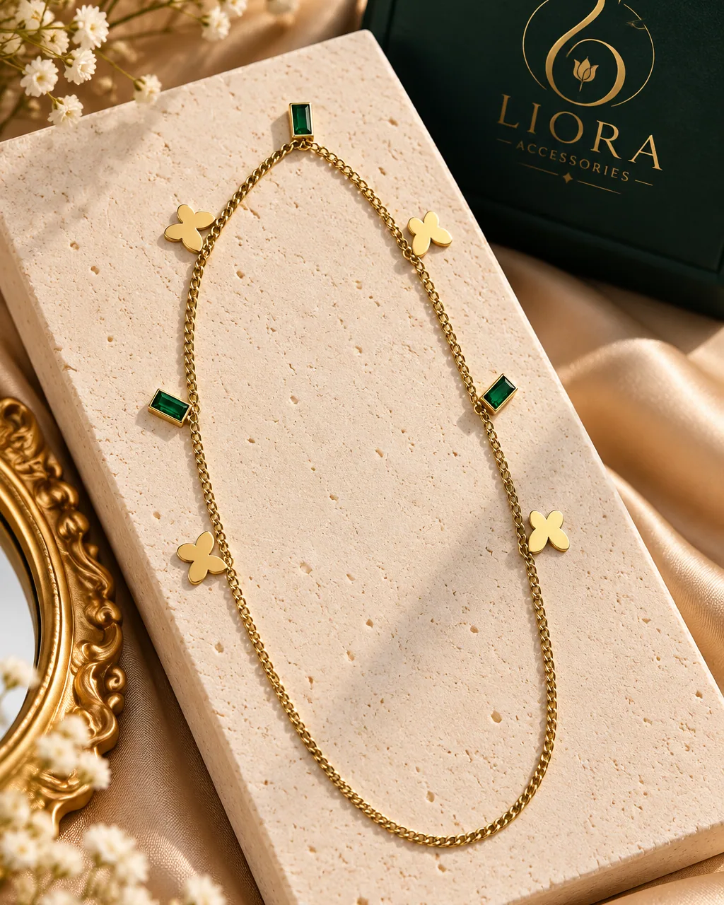Clover Emerald Chain Bracelet