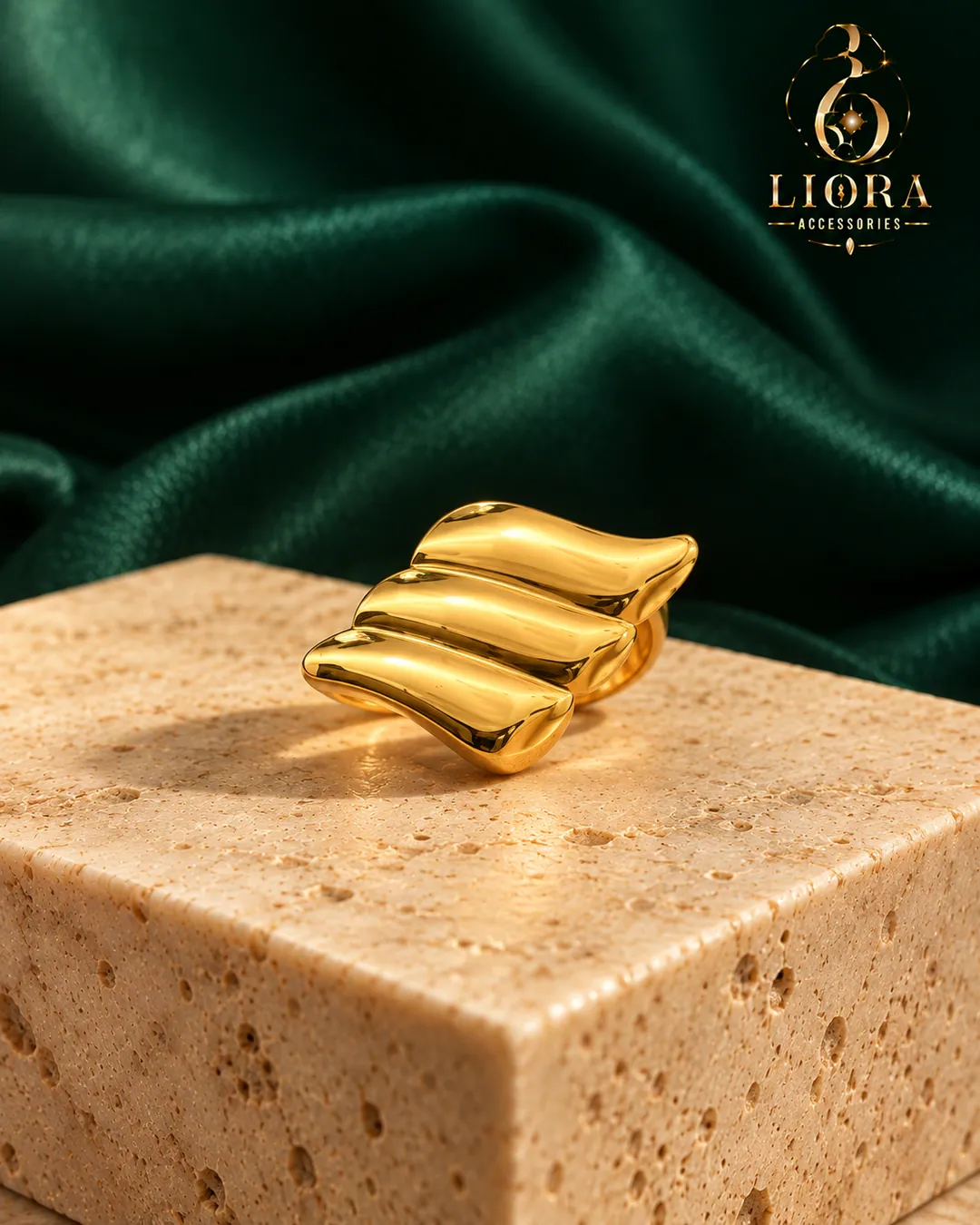 Gold Wave Shell Ring